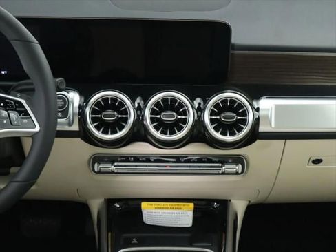 New 2026 Mercedes-Benz GLB 250 image 15