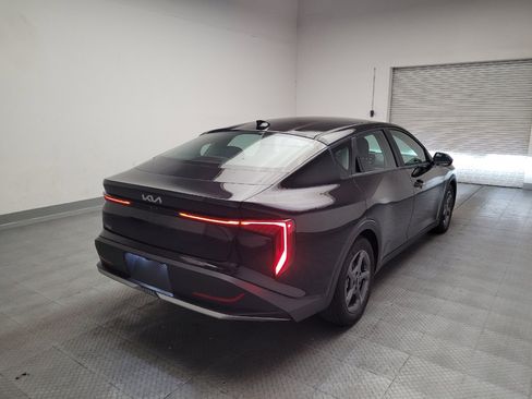 Used 2025 Kia K4 FWD image 9