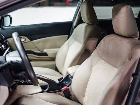 Used 2014 Honda Civic LX image 17