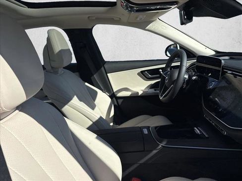 Certified 2025 Mercedes-Benz E 350 Sedan image 24