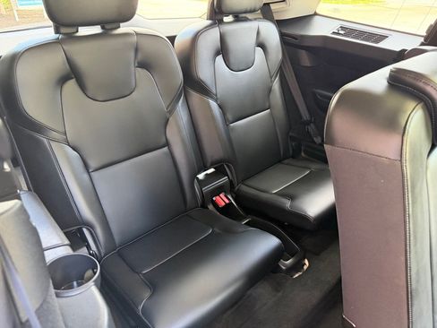 Used 2024 Volvo XC90 B5 Core AWD/4WD image 29