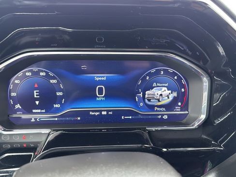 Used 2024 Chevrolet Silverado 3500 High Country w/ High Country Premium Package image 32