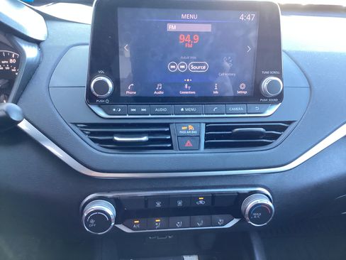 Used 2020 Nissan Altima 2.5 S image 8