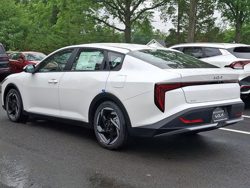 New 2025 Kia K4 EX image 5