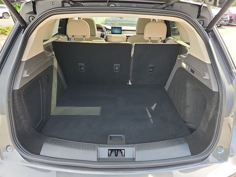 Used 2022 Lincoln Corsair AWD w/ Premium Package image 28