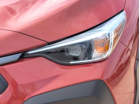 Used 2025 Subaru Crosstrek 2.0i Premium image 11