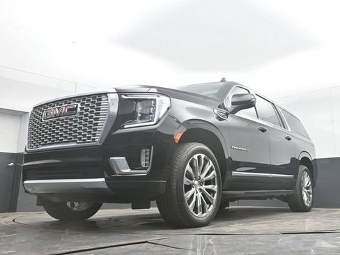 Used 2021 GMC Yukon XL Denali AWD/4WD image 50
