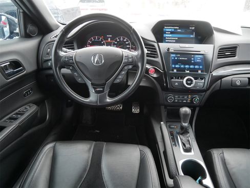 Used 2020 Acura ILX image 12
