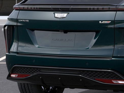 New 2026 Cadillac Lyriq V image 45