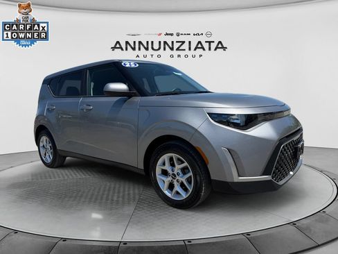 Certified 2025 Kia Soul LX w/ LX Technology Package FWD image 7