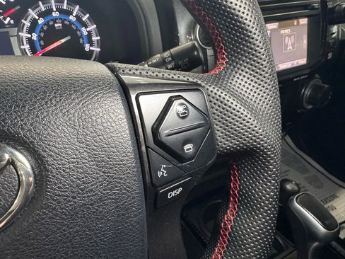 Used 2017 Toyota 4Runner TRD Off-Road image 24