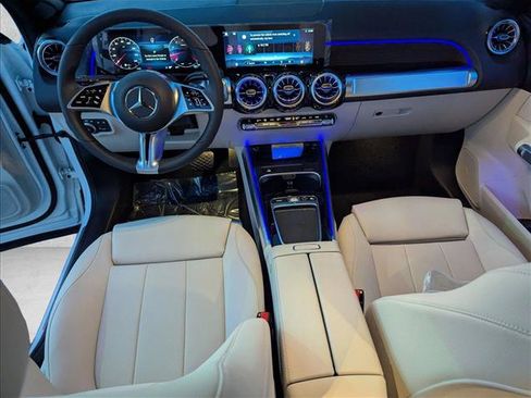 Used 2026 Mercedes-Benz GLB 250 image 14