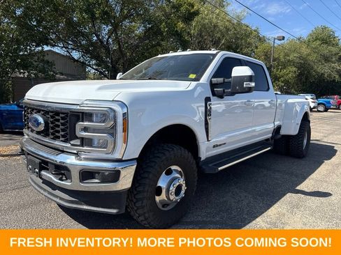 Used 2023 Ford F350 Lariat AWD/4WD image 5