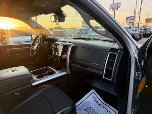Used 2017 RAM 1500 Lone Star AWD/4WD image 9