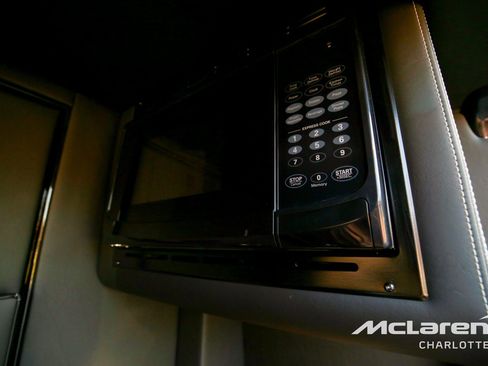Used 2024 Mercedes-Benz Sprinter 3500 image 36