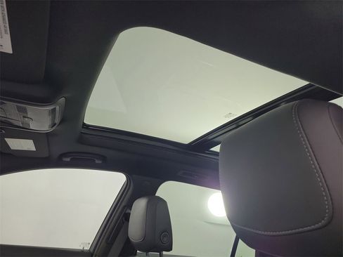 Certified 2023 Cadillac XT6 Premium Luxury w/ Technology Package image 18