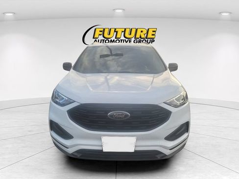 Used 2023 Ford Edge SE w/ Black Appearance Package AWD/4WD image 2