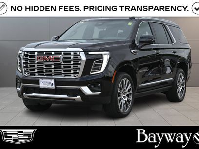 Used 2025 GMC Yukon Denali w/ Sun & Power Step Package