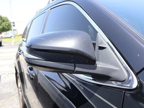 Used 2018 Toyota Highlander Limited AWD/4WD image 14