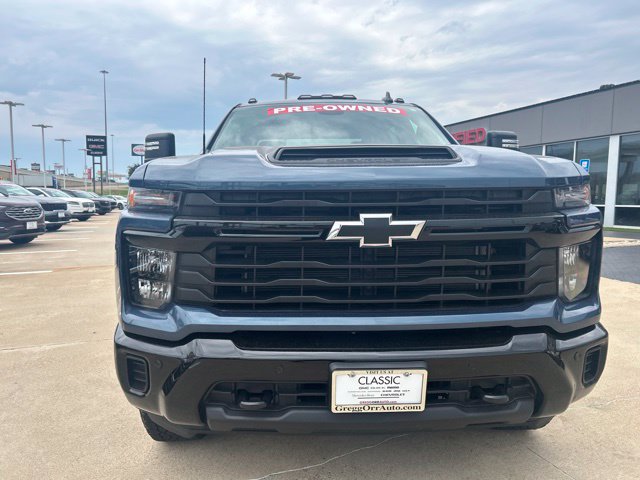 Used 2026 Chevrolet Silverado 2500 Custom w/ Custom Value Package AWD/4WD image 2