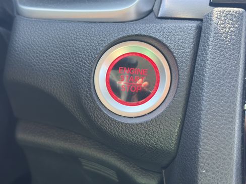Used 2017 Honda Civic Touring image 29
