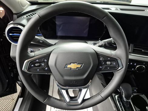 New 2026 Chevrolet Trax LT w/ Driver Confidence Package image 11