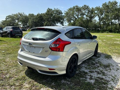 Used 2014 Ford Focus ST FWD image 5