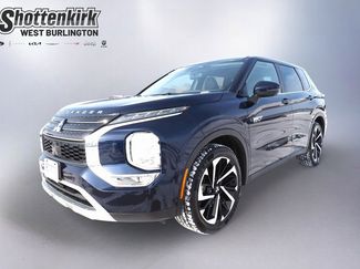 Used 2024 Mitsubishi Outlander 4WD Plug-In Hybrid video 1