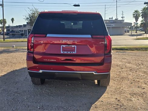 New 2026 GMC Yukon XL Elevation image 6
