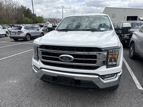 Used 2021 Ford F150 Lariat w/ Equipment Group 501A Mid image 6