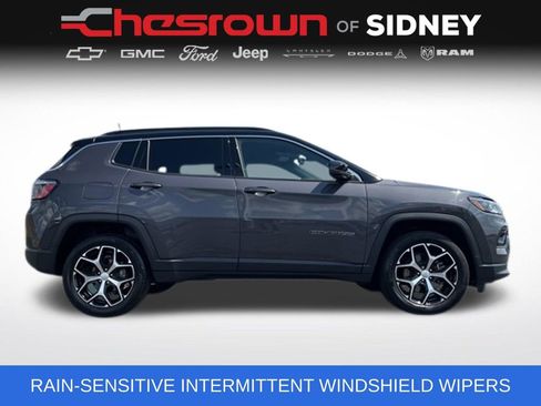 Used 2024 Jeep Compass Limited AWD/4WD image 12