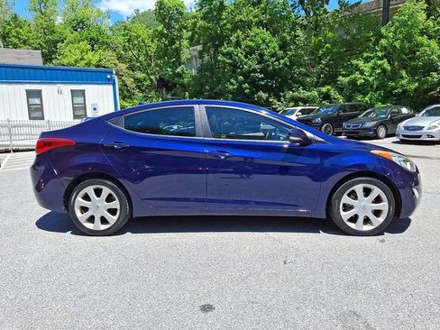 Used 2011 Hyundai Elantra Limited FWD image 13