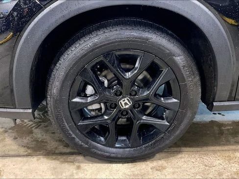 Used 2024 Honda HR-V Sport image 9