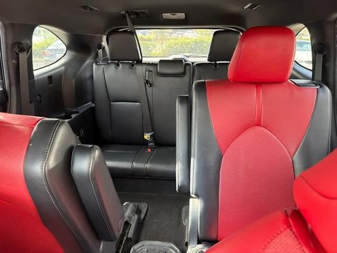 Used 2023 Toyota Highlander XSE AWD/4WD image 19