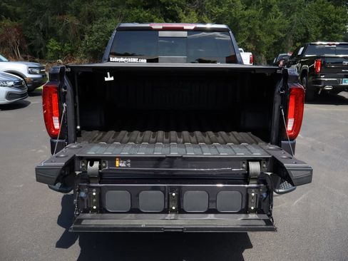 Used 2024 GMC Sierra 1500 SLT w/ SLT Premium Package AWD/4WD image 26