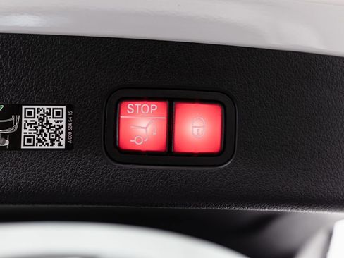 Certified 2026 Mercedes-Benz GLC 300 GLC 300 image 28