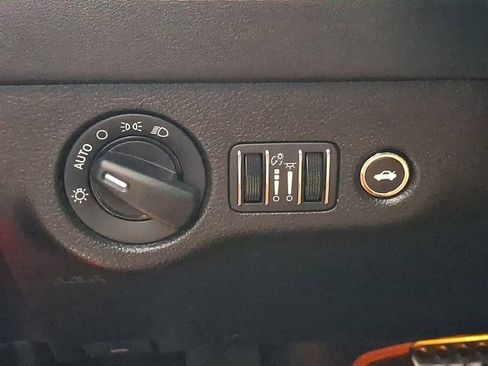 Used 2022 Dodge Charger SRT Hellcat w/ Harman/Kardon Audio Group RWD image 22
