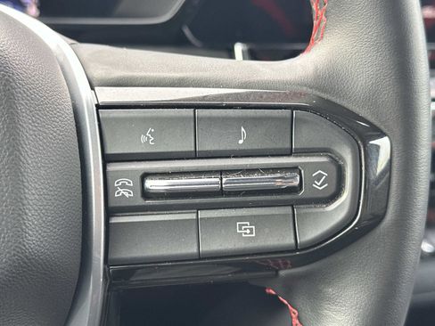 Certified 2023 Chevrolet Colorado Z71 w/ Z71 Convenience Package 2 image 24