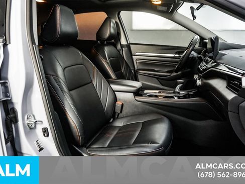 Used 2023 Nissan Altima 2.0 SR image 19