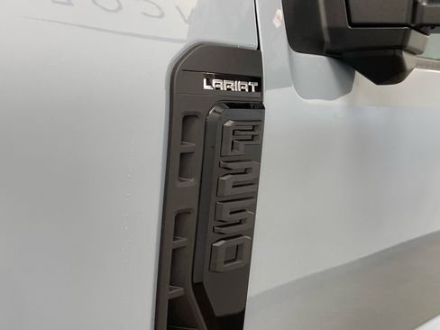 New 2026 Ford F250 Lariat w/ Black Appearance Package AWD/4WD image 20