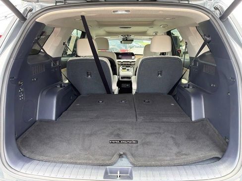 Used 2024 Hyundai Palisade Limited AWD/4WD image 11