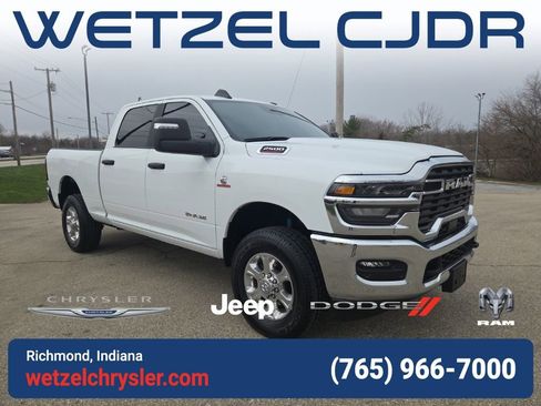 Used 2025 RAM 2500 Big Horn AWD/4WD image 1