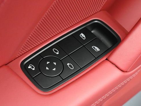 Used 2023 Porsche 911 Targa 4 GTS image 17