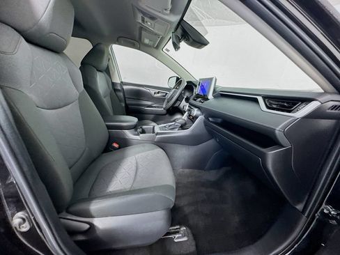 Used 2024 Toyota RAV4 AWD Hybrid image 30