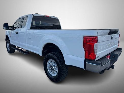 Used 2022 Ford F250 XL w/ Power Equipment Group image 4