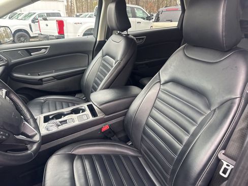 Used 2024 Ford Edge SEL image 15