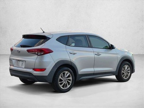 Used 2018 Hyundai Tucson SE FWD image 5