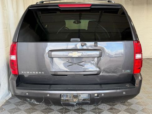 Used 2010 Chevrolet Suburban LT AWD/4WD image 7