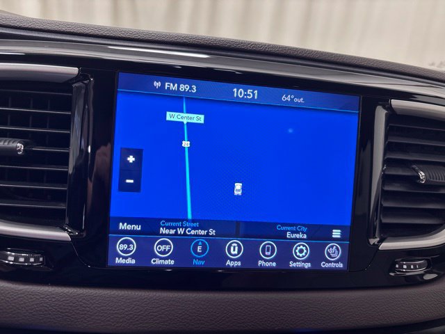 Used 2020 Chrysler Pacifica Touring-L w/ Advanced Safetytec Group FWD image 21