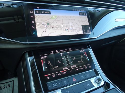 Certified 2023 Audi Q7 Premium Plus image 13